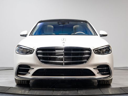 Used 2023 Mercedes-Benz S 580 4MATIC Sedan image 40