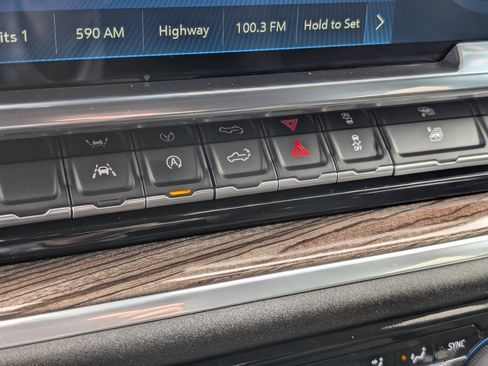 New 2026 Chevrolet Silverado 1500 LT image 18