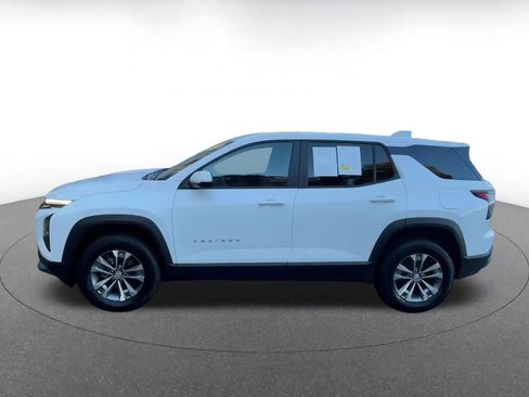 Used 2025 Chevrolet Equinox LT image 9