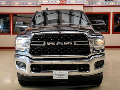 Used 2022 RAM 2500 Big Horn AWD/4WD image 9