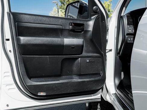 Used 2021 Toyota Sequoia TRD Pro AWD/4WD image 23