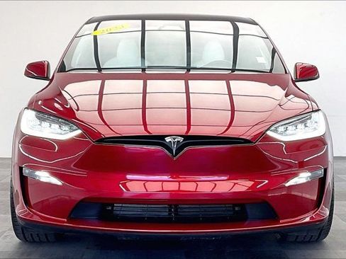 Used 2023 Tesla Model X AWD/4WD image 2
