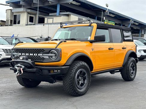 Certified 2021 Ford Bronco Badlands AWD/4WD image 4
