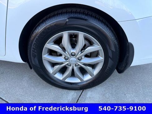 Used 2019 Kia Sedona EX w/ EX Premium Package image 11