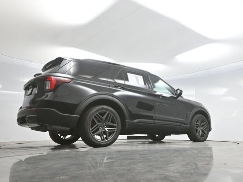 Used 2025 Ford Explorer ST-Line w/ Premium Package AWD/4WD image 59