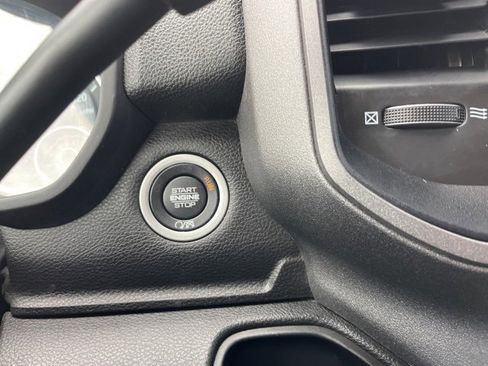 Used 2024 RAM 3500 Tradesman w/ Chrome Appearance Group image 30