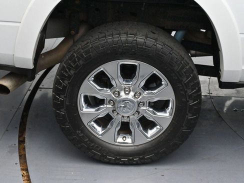 Used 2020 RAM 2500 Limited AWD/4WD image 33