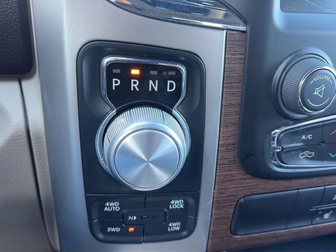 Used 2017 RAM 1500 Laramie w/ Convenience Group image 31