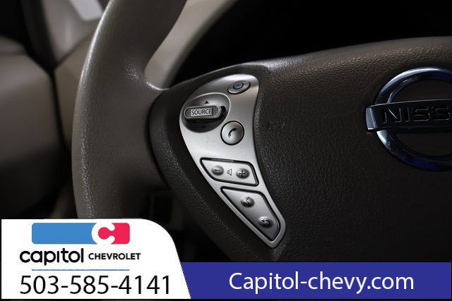 Used 2011 Nissan Leaf FWD image 17