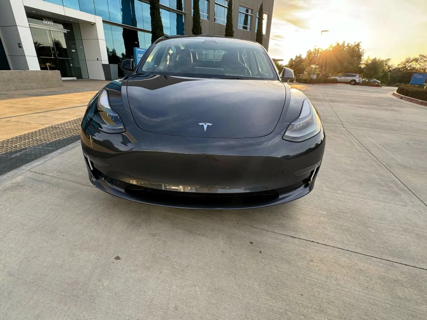 Used 2021 Tesla Model 3 Standard Range Plus RWD image 3