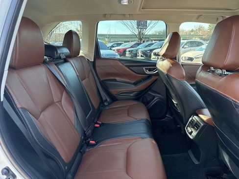 Used 2023 Subaru Forester Touring image 27