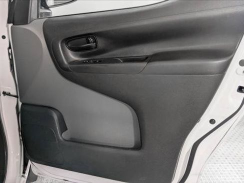 Used 2021 Nissan NV200 S FWD image 19