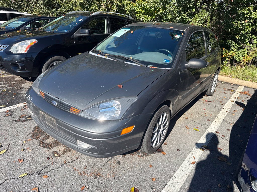 Used 2004 Ford Focus ZX3 Hatchback FWD image 2