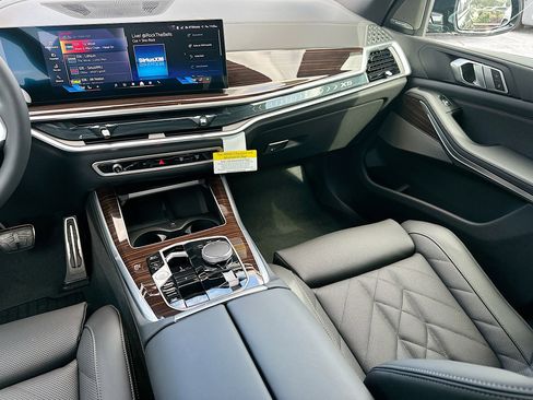 New 2026 BMW X5 xDrive50e w/ M Sport Package image 18