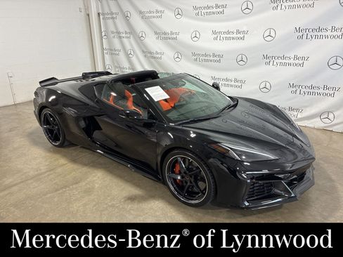 Used 2025 Chevrolet Corvette E-Ray AWD/4WD image 21
