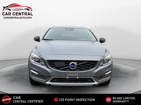 Used 2016 Volvo V60 T5 Cross Country Platinum image 8