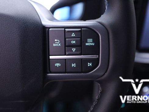 New 2026 Ford F250 Lariat w/ Black Appearance Package image 23