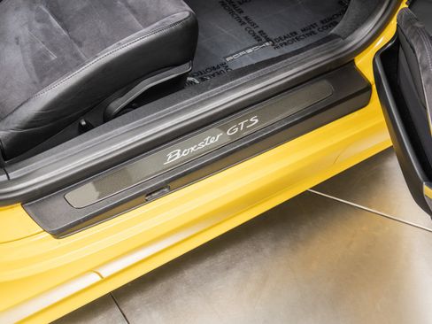 Used 2018 Porsche 718 Boxster GTS RWD image 32