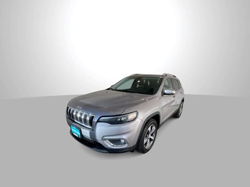 Used 2019 Jeep Cherokee Limited image 4