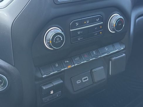 Used 2024 Chevrolet Silverado 2500 Custom w/ Custom Value Package image 29