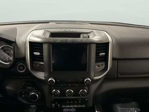 Used 2022 RAM 2500 Big Horn w/ Night Edition AWD/4WD image 18