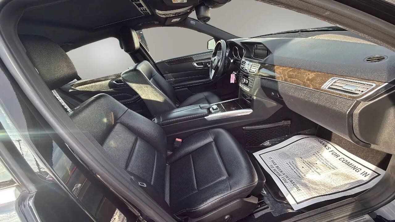 Used 2014 Mercedes-Benz E 350 4MATIC Sedan image 12