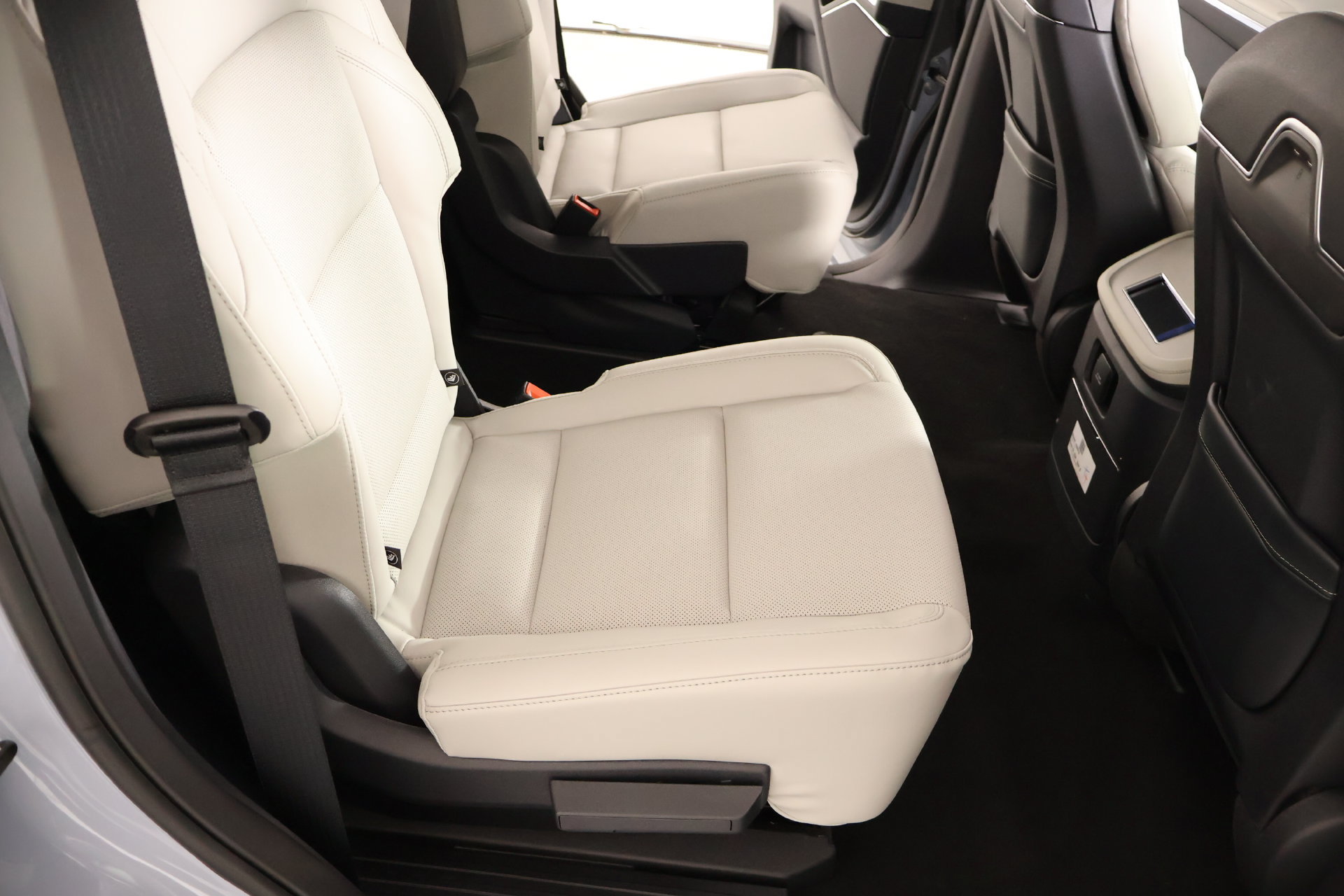 New 2026 Lincoln Navigator Premiere AWD/4WD image 16