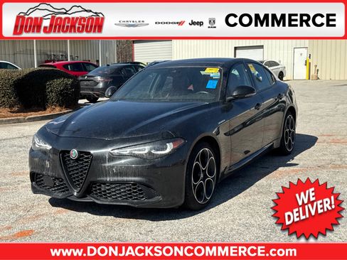 Used 2024 Alfa Romeo Giulia Veloce image 1