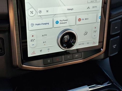 Used 2022 Ford F150 Lightning Lariat w/ Tow Technology Package image 19