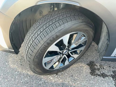 Used 2024 Subaru Outback Limited XT image 9