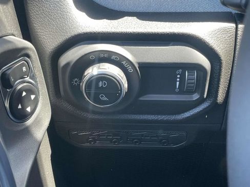 New 2026 Jeep Gladiator Sport AWD/4WD image 26
