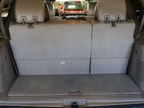Used 2013 Ford Expedition Limited image 28