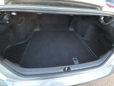 Used 2025 Toyota Camry XLE FWD image 11
