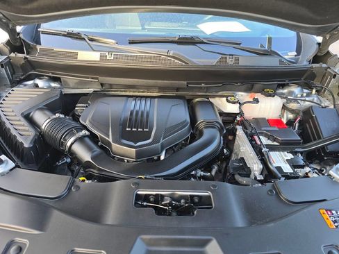 Used 2025 GMC Acadia Elevation image 22