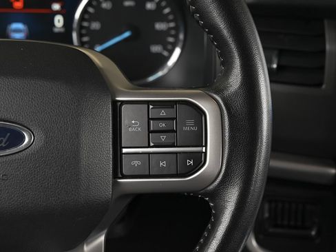Used 2024 Ford Expedition XLT RWD image 19