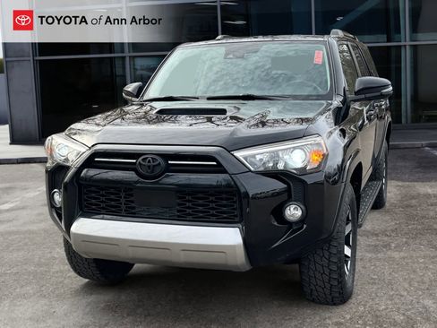 Used 2020 Toyota 4Runner TRD Off-Road Premium image 9