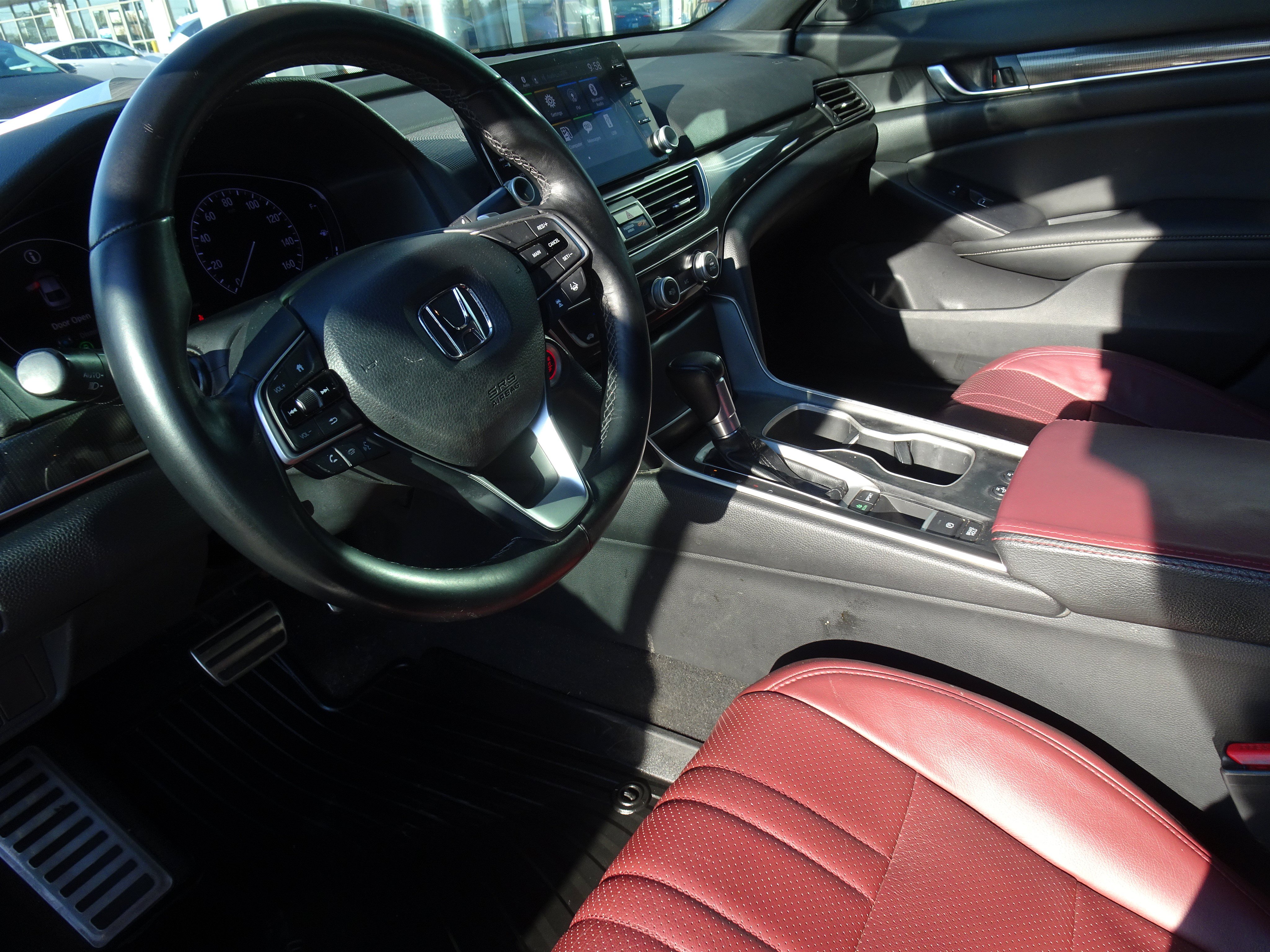 Used 2019 Honda Accord Sport image 11
