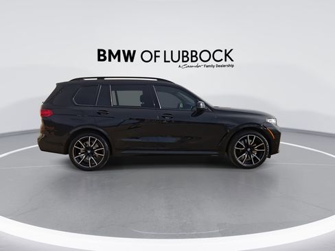 Used 2022 BMW X7 xDrive40i w/ M Sport Package image 9