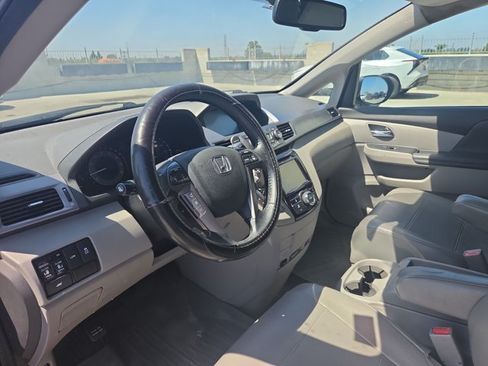 Used 2014 Honda Odyssey EX-L image 10
