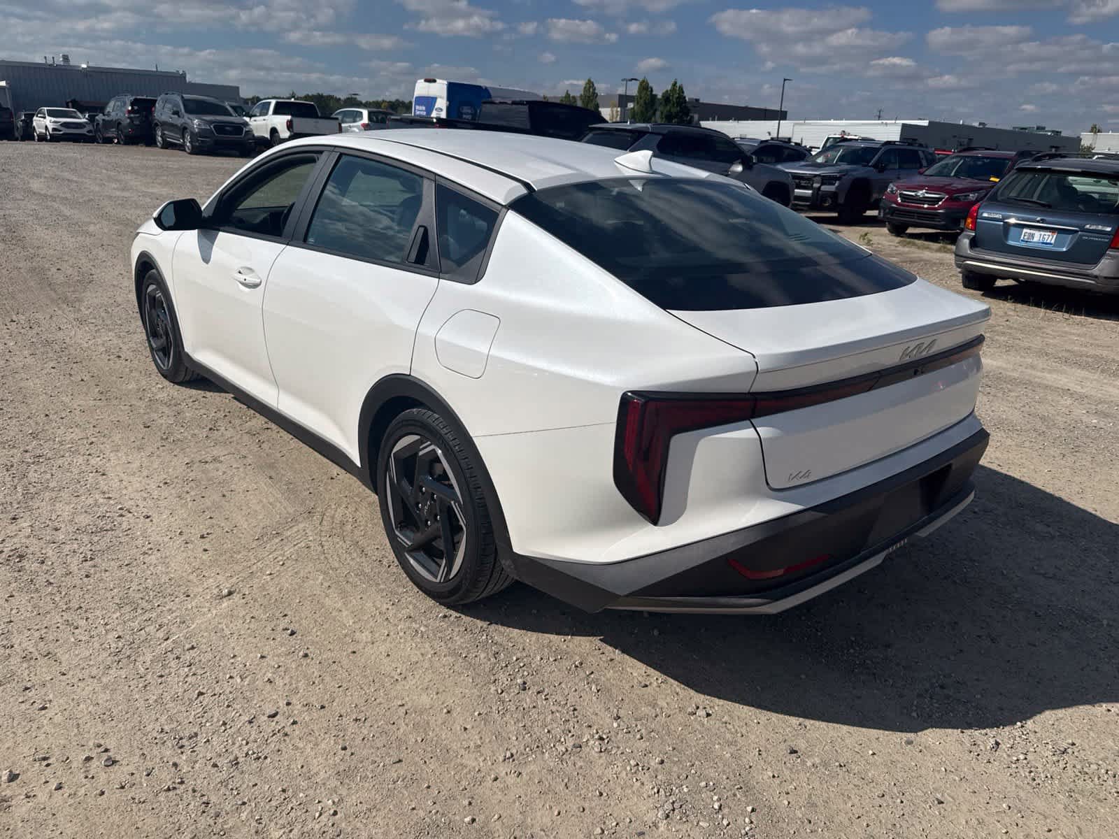 Used 2025 Kia K4 EX FWD image 2