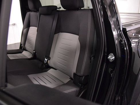 Used 2025 Toyota Tacoma TRD Sport image 35