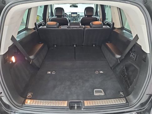 Used 2017 Mercedes-Benz GLS 550 4MATIC image 36