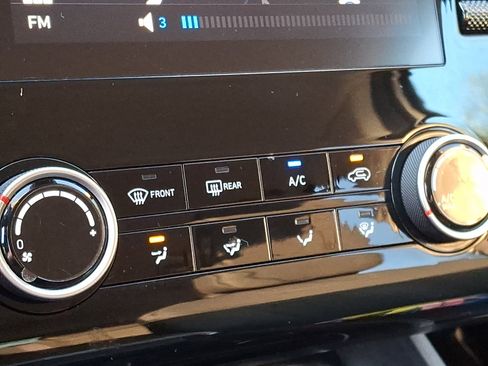 Certified 2023 Hyundai Tucson SEL AWD/4WD image 19