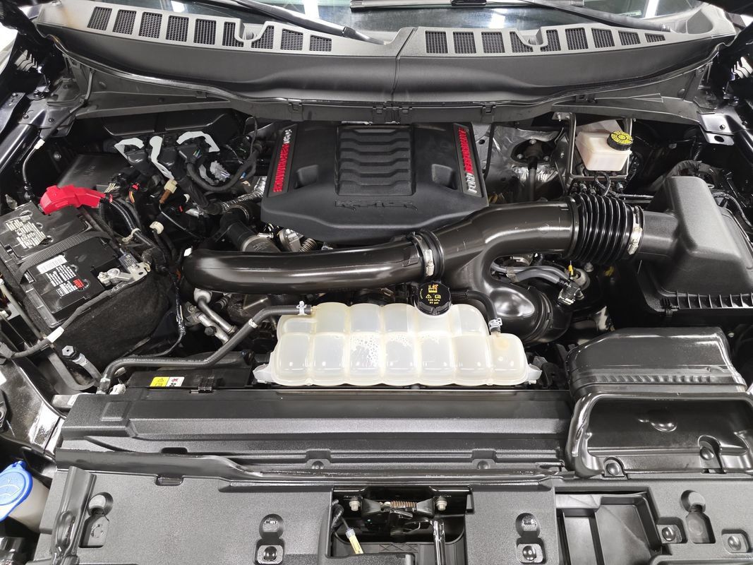 Used 2024 Ford F150 Raptor AWD/4WD image 60