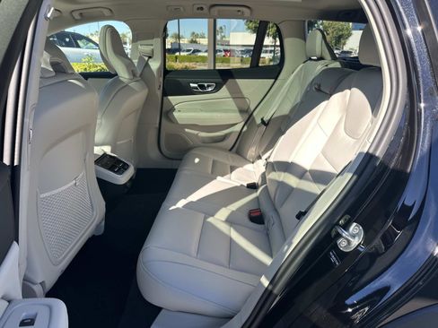 New 2026 Volvo V60 B5 Cross Country Ultra w/ Climate Package image 18