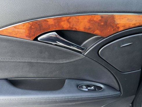 Used 2008 Mercedes-Benz E 350 4MATIC Sedan image 29