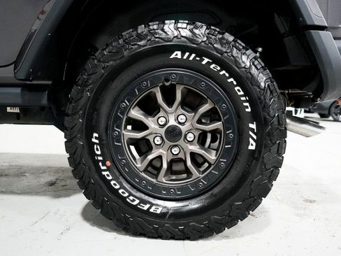 Used 2021 Jeep Wrangler Unlimited Rubicon w/ Trailer Tow Package image 38