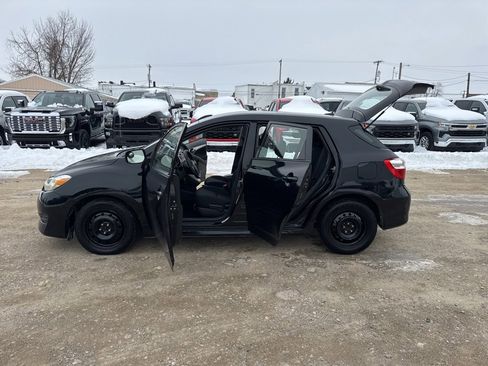 Used 2010 Toyota Matrix image 29