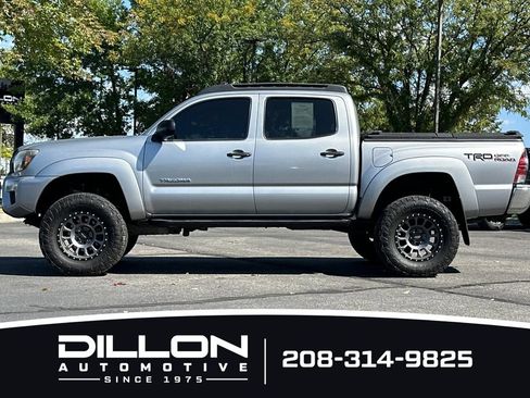 Used 2014 Toyota Tacoma 4x4 Double Cab w/ TRD Off-Road Package image 10