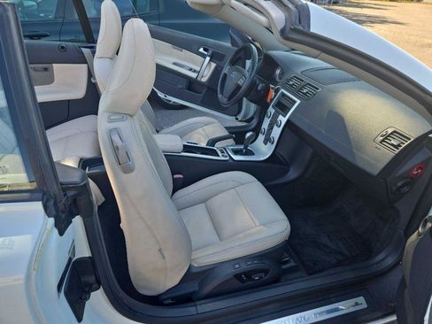 Used 2012 Volvo C70 T5 w/ Climate Pkg FWD image 12